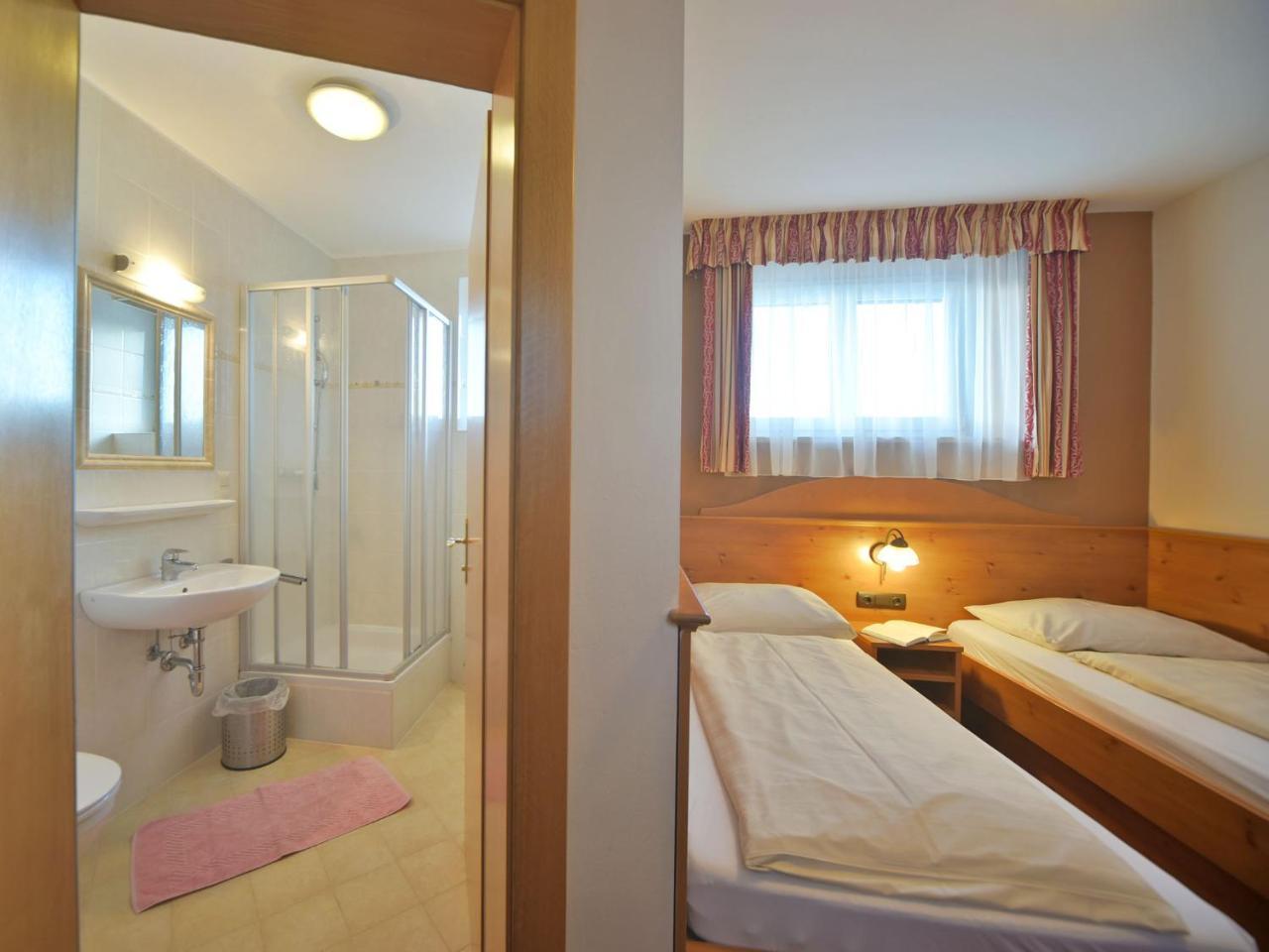 Pension Piovesan Фаак-ам-Зее Экстерьер фото